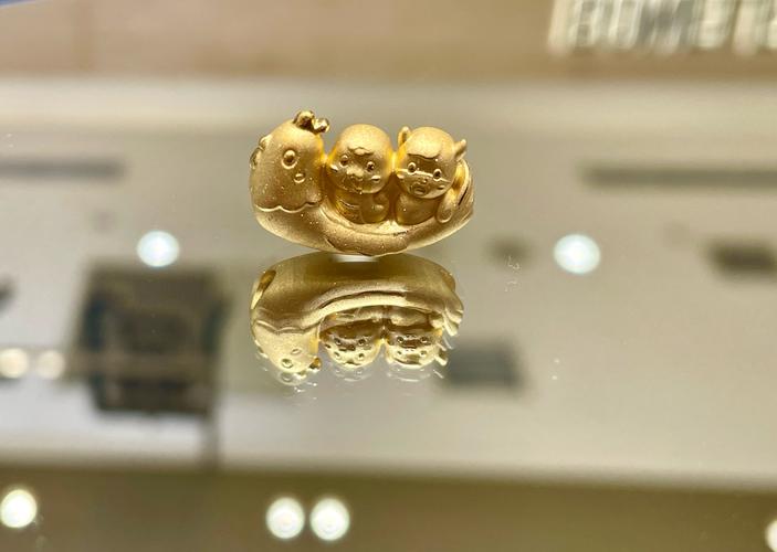属蛇戴什么生肖最好:属蛇的佩戴什么属相好