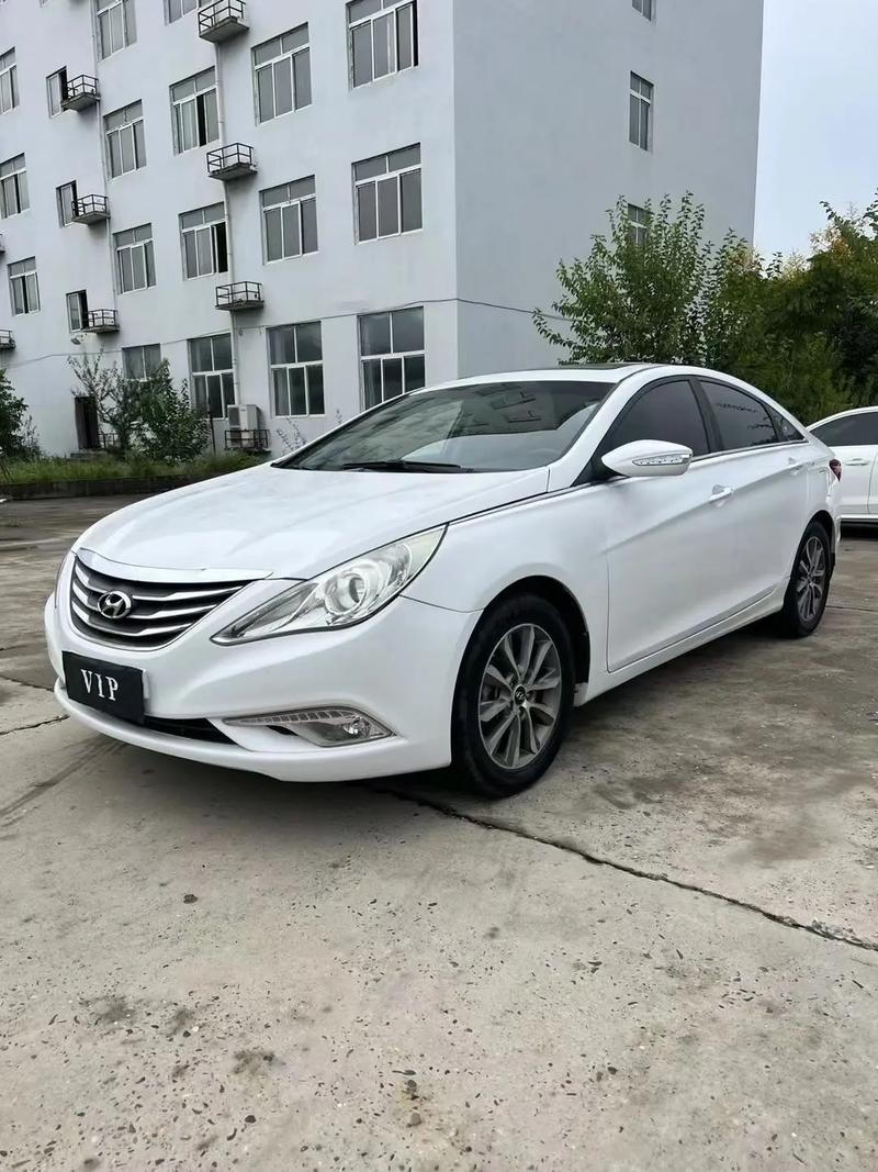 现代索纳塔怎么样:2013年索纳塔八代能卖多少钱