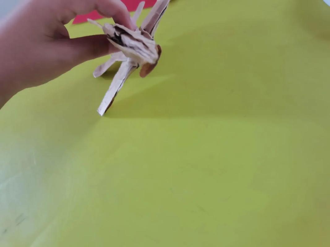 f16猎鹰纸飞机:f16猎鹰纸飞机视频