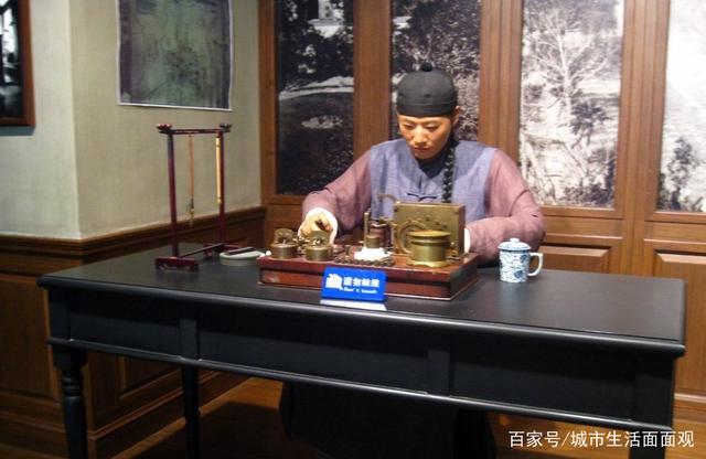 男生说发电报是什么意思的简单介绍