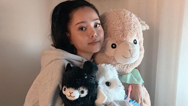 包含电报员小女孩抖音号的词条