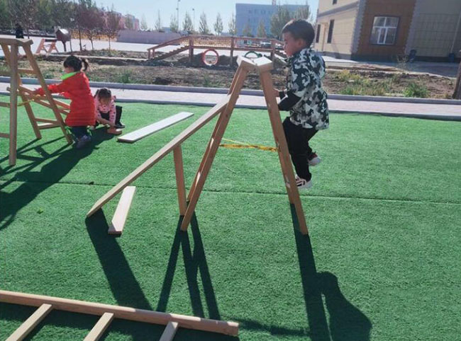 安吉梯子玩法，安吉梯子主题活动