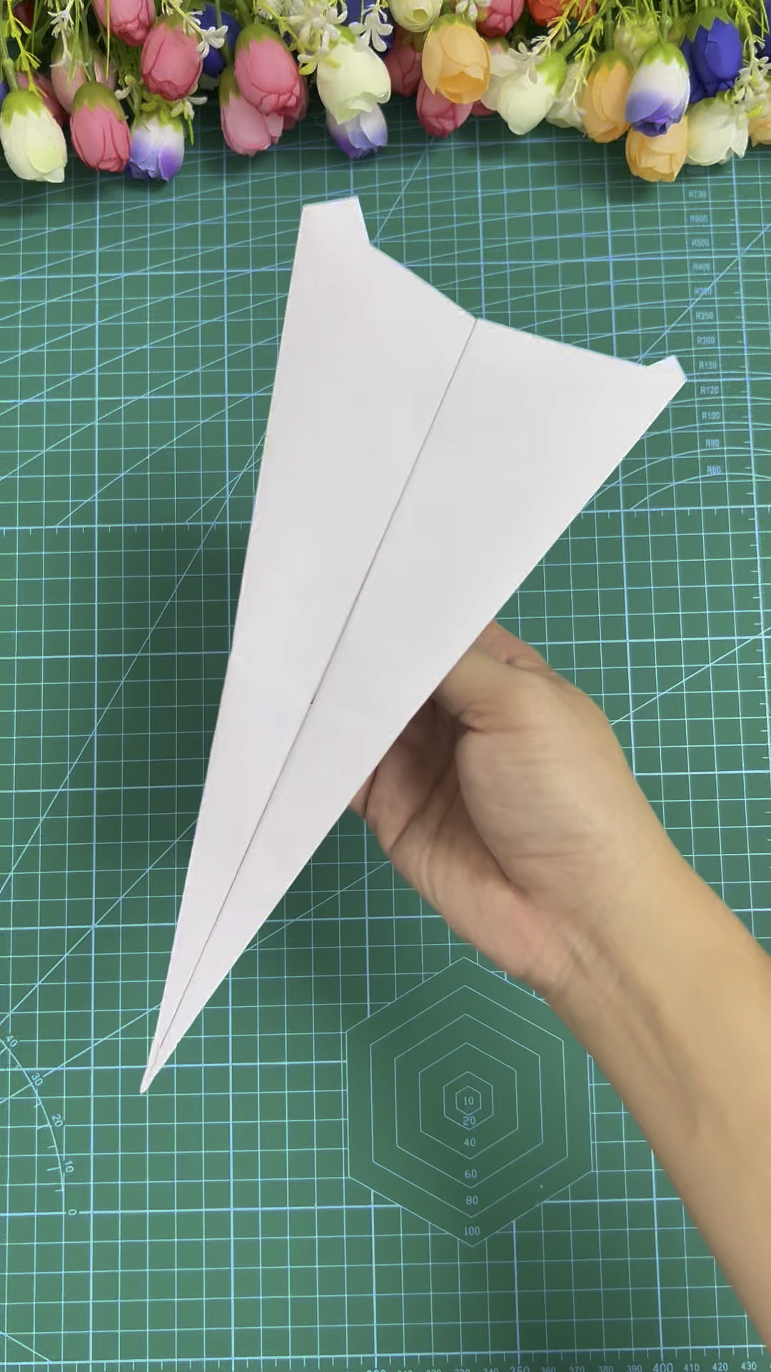 滞空时间最长的纸飞机教程,纸飞机滞空时间吉尼斯世界纪录