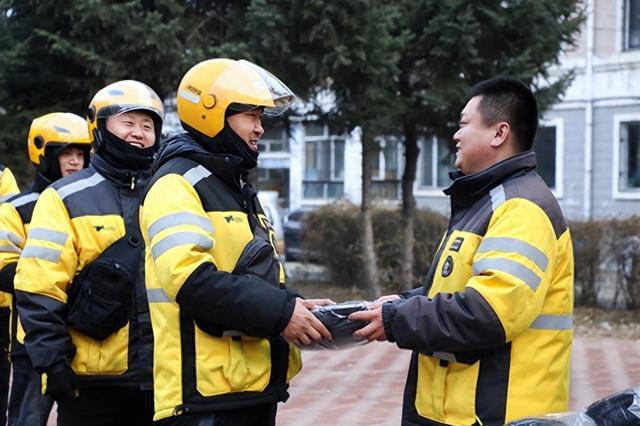 人大代表谈外卖骑手劳动保障,人大代表谈外卖骑手劳动保障的问题